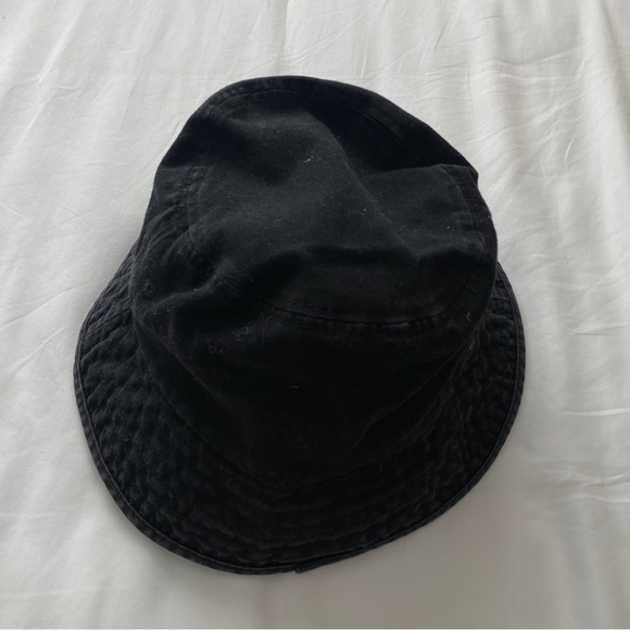 Bucket hat - Picture 2 of 2